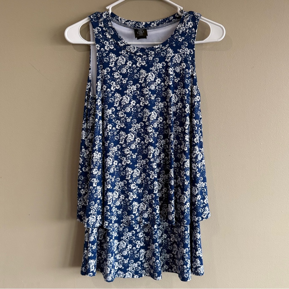 Agnes & Dora Blue and White Floral Top
